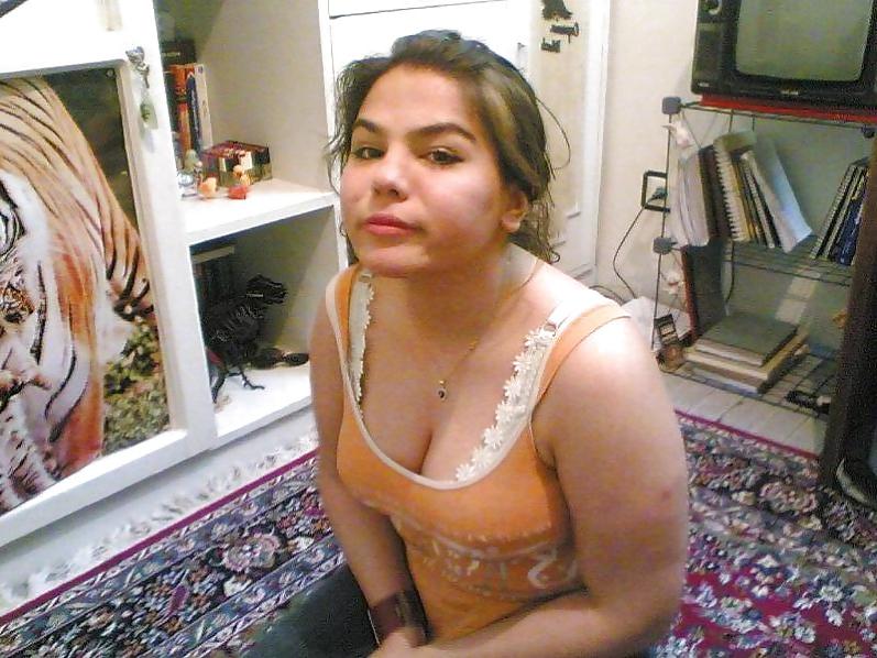 25P Iranian chicks 2