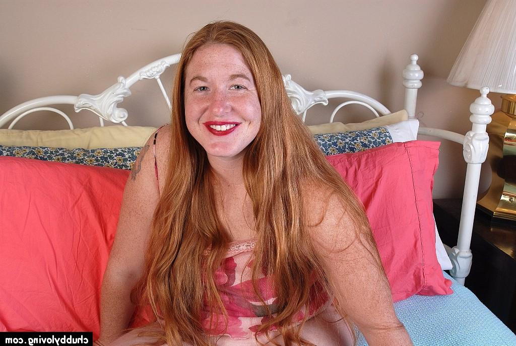 16P Amazingly-looking fatty mature Keno shows her giant natural tits
