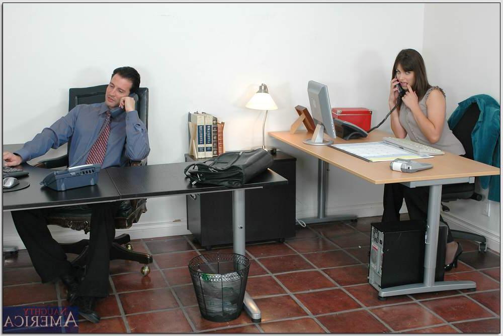 16P Stunning babe Bobbi Starr fucked in office and drenched in sperm