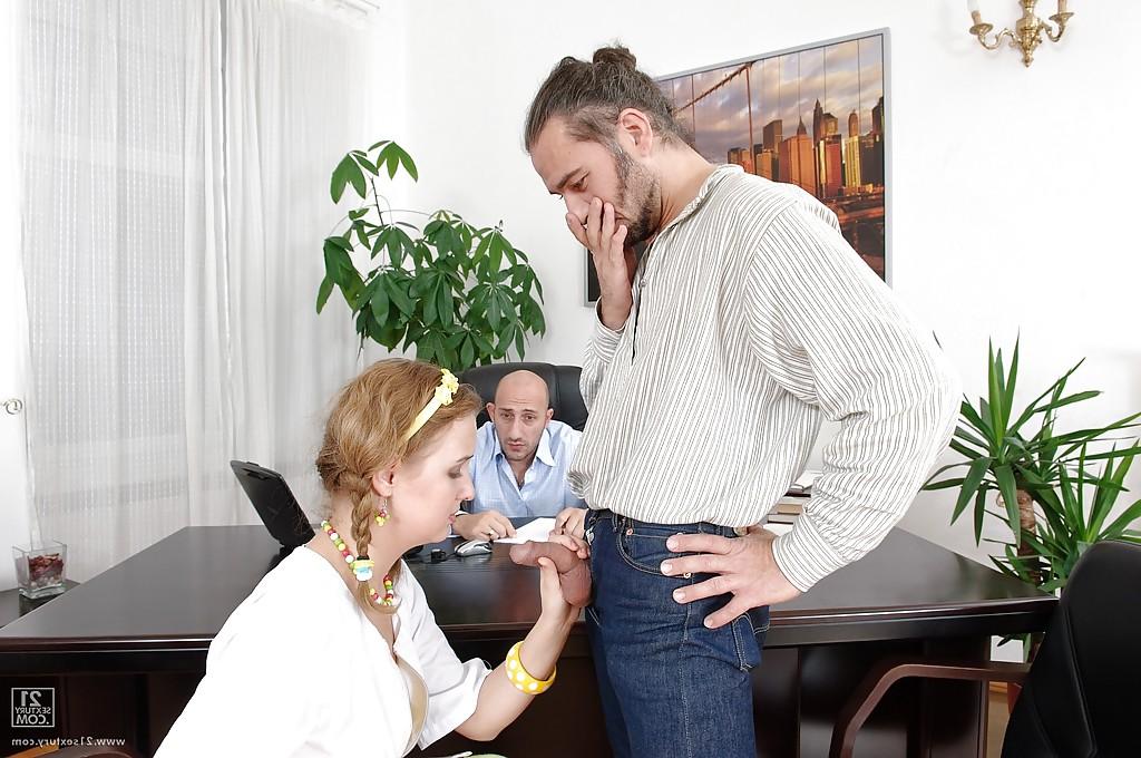 13P Office teenager Lolly Moon was fucked in her anal and mouth!