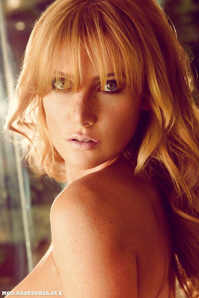 16P Redhead goddess Gia Marie shows her definitely ideal naked body