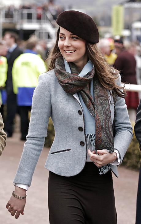 25P Promi-Wichsvorlage Kate Windsor, geborene Middleton