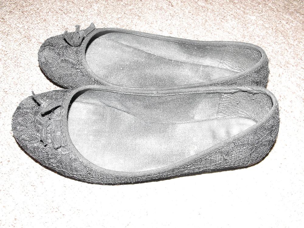 6P Very worn ballerina flats