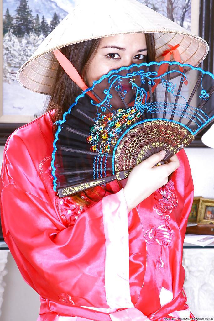 16P Exotic Asian first timer Sailor exposing tiny breasts under Kimono