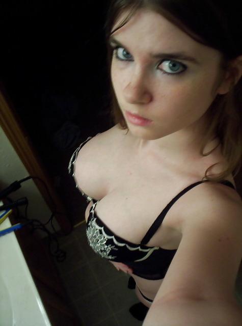 6P Bigger than B #25 - Innocent looking