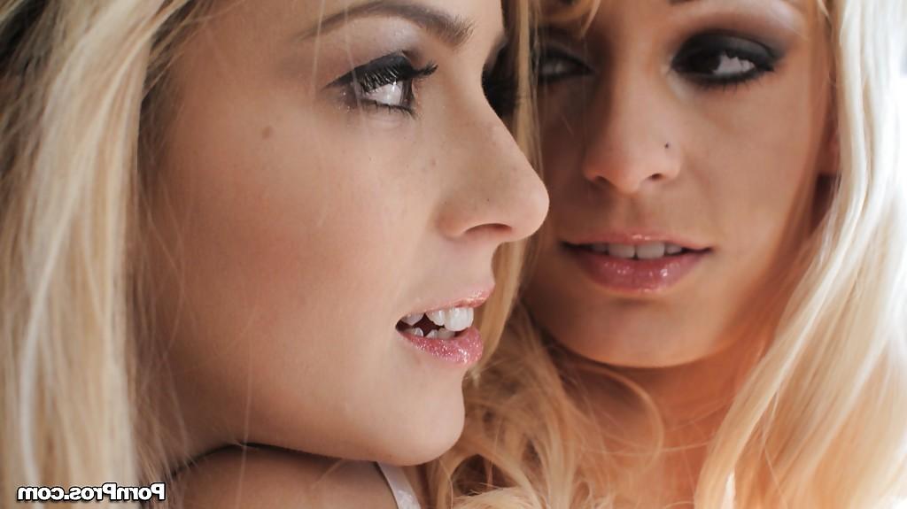 16P Abigale Johnson pleases her boyfriend with an amazing blowjob
