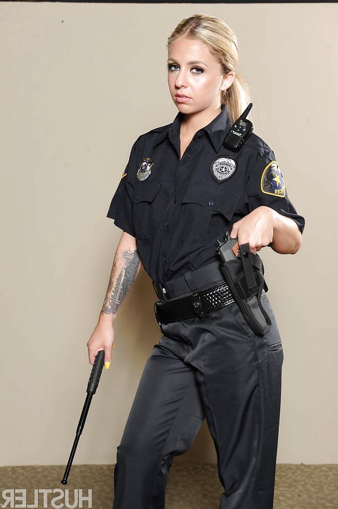 12P Solo girl Madelyn Monroe releasing boobs from police uniform