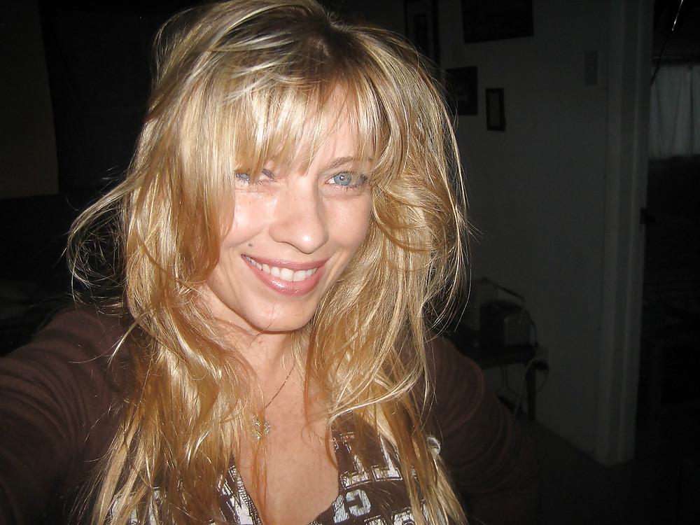 25P Tetuda submissive wife blonde