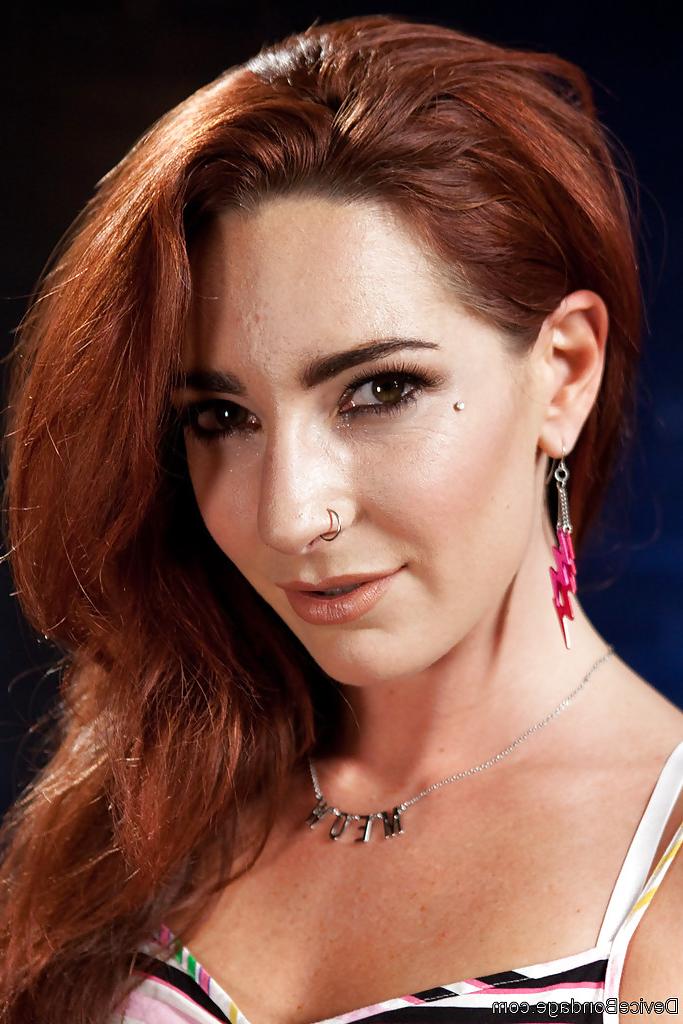 16P BDSM model Savannah Fox gets anally fucked by machine during forced orgasm