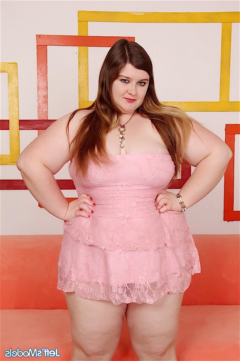14P SSBBW Saphire Rose with big saggy tits flashing nude upskirt & toying twat