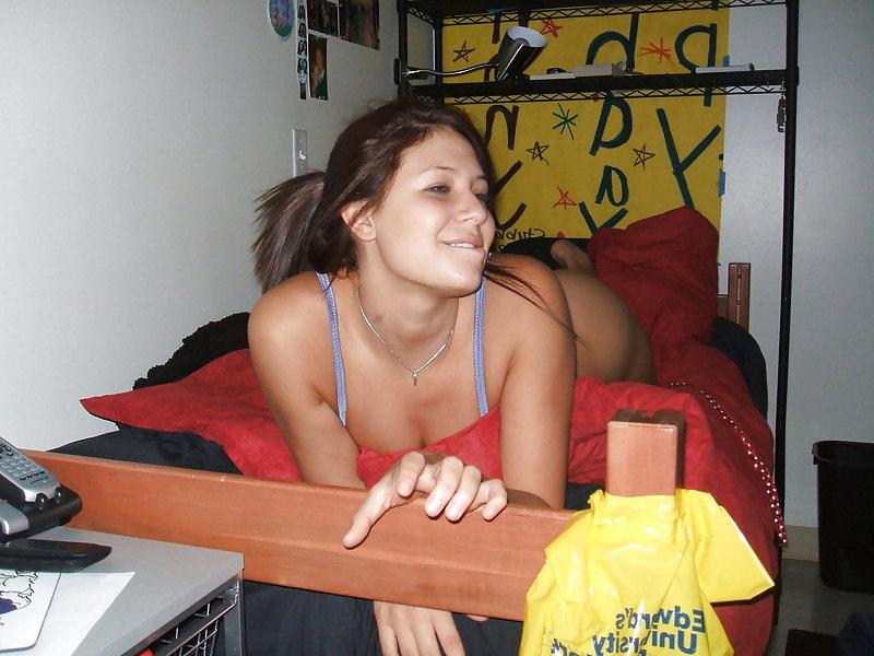 25P Tight fit and tanned body