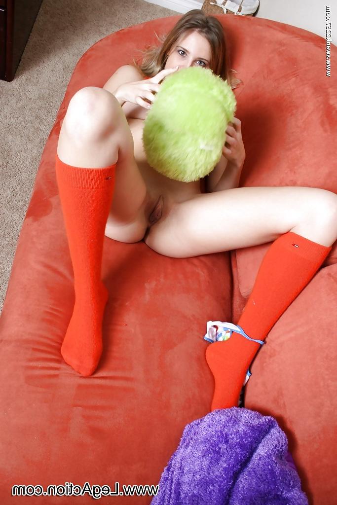 16P Blonde chick Amanda Payton flashing nice natural tits in knee high socks