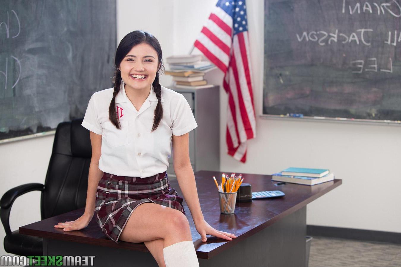 10P Brunette teen Adria Rae fucks her teacher for better grades