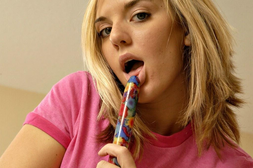 16P Ashley masturbates on the pool table