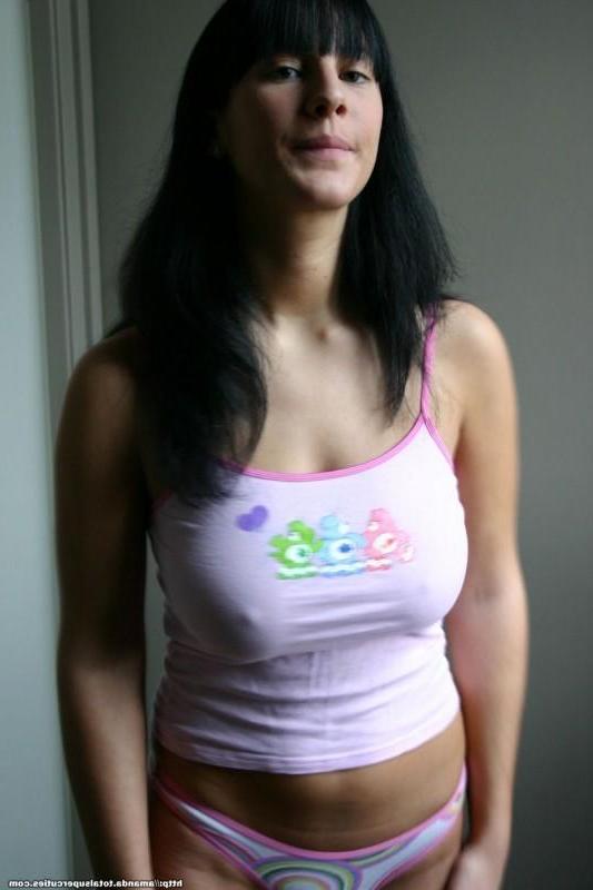 15P Amanda teases in a tight shirt and panties
