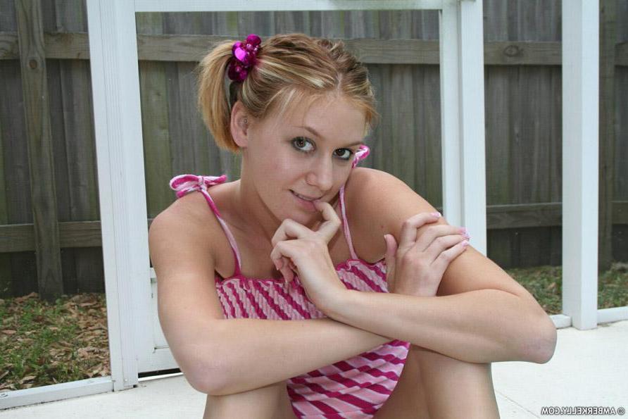 15P Pictures of teen star Amber Kelly exposing herself by the pool