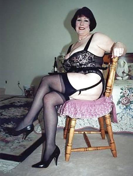 25P Sexy MILF's In Black