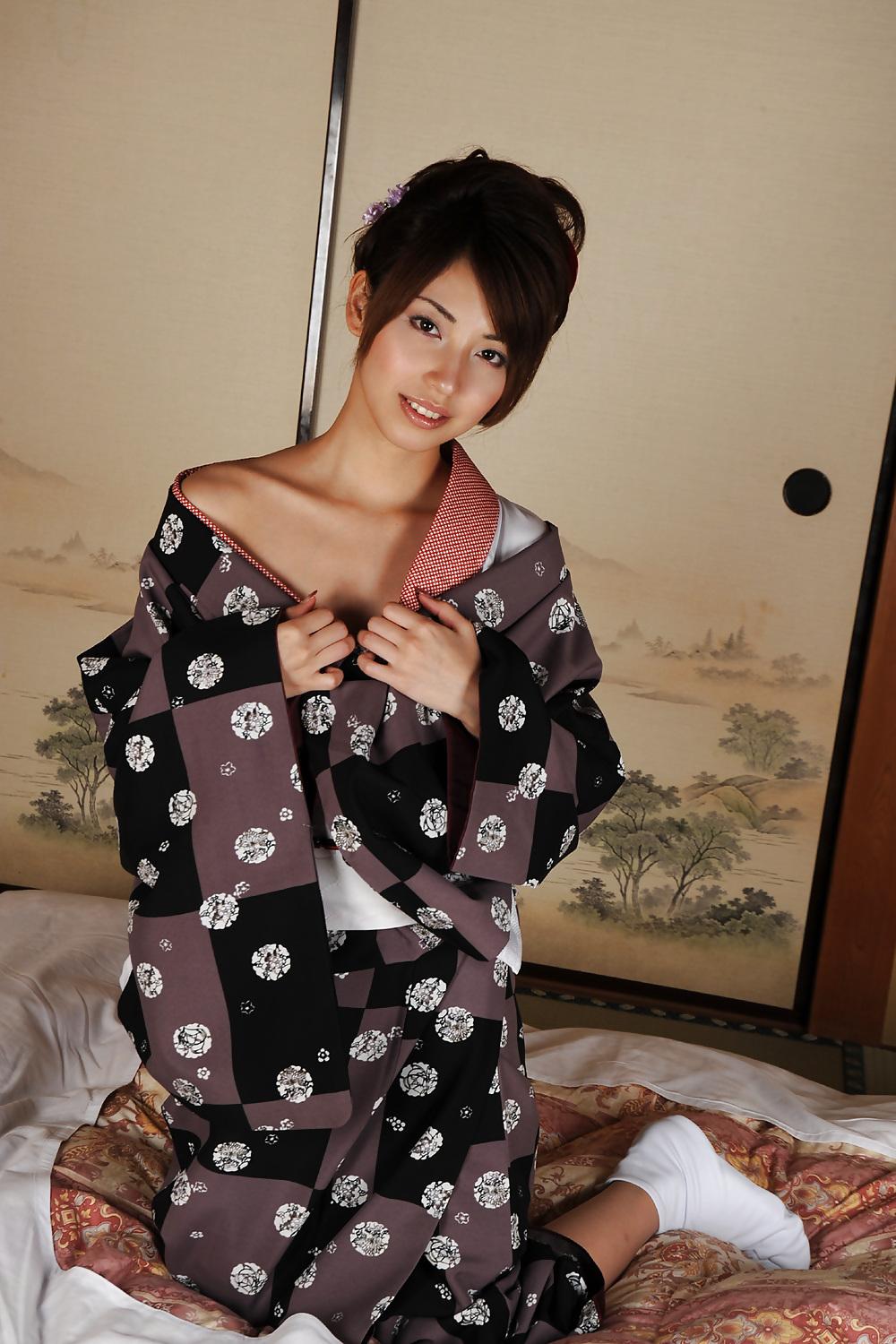 17P Kimono-01 little tits and big nipples