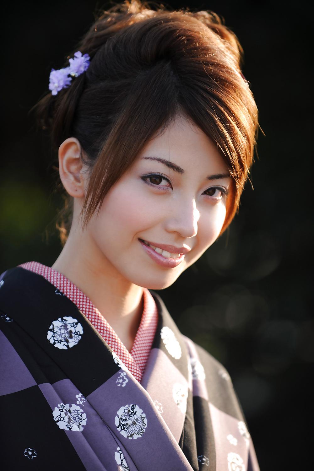 17P Kimono-01 little tits and big nipples