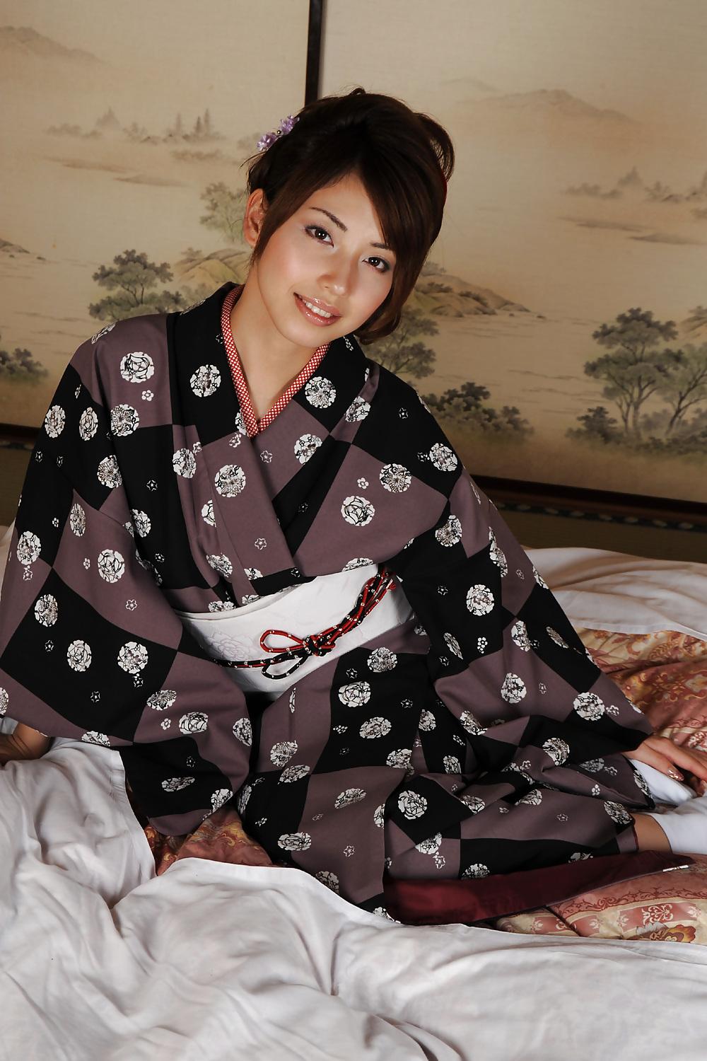 17P Kimono-01 little tits and big nipples
