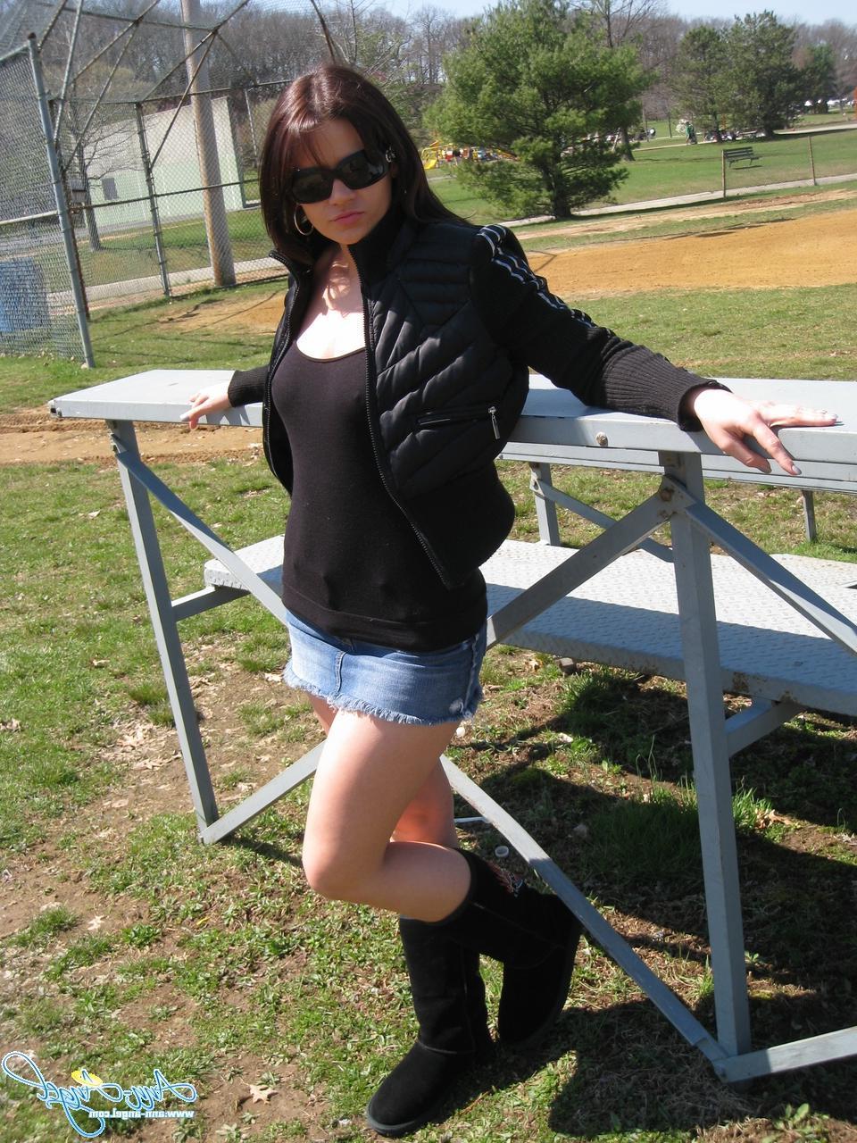 16P Ann Angel gives you a look up her skirt