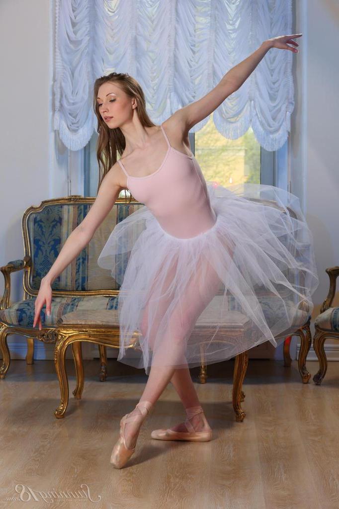 16P Beautiful ballerina Annett A gives you her tight pussy in "Pointe Shoes"