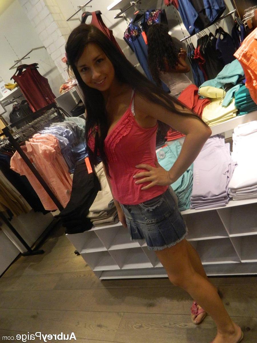 15P Hot teen Aubrey Paige takes selfies of her tits in the mall change room