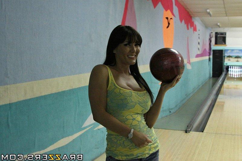 15P Big busted pornstar Clair Dames gets her shaved twat cocked up