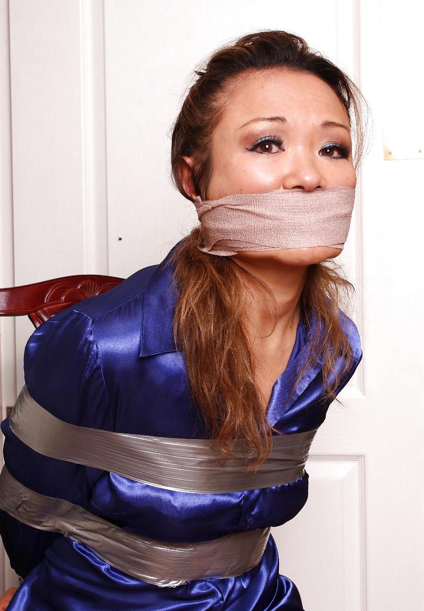 25P Satin bound and tied