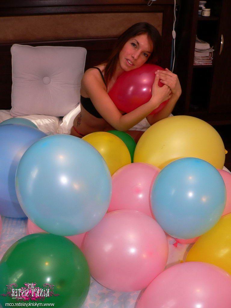15P Pictures of teen star Brittany Preston getting kinky with balloons