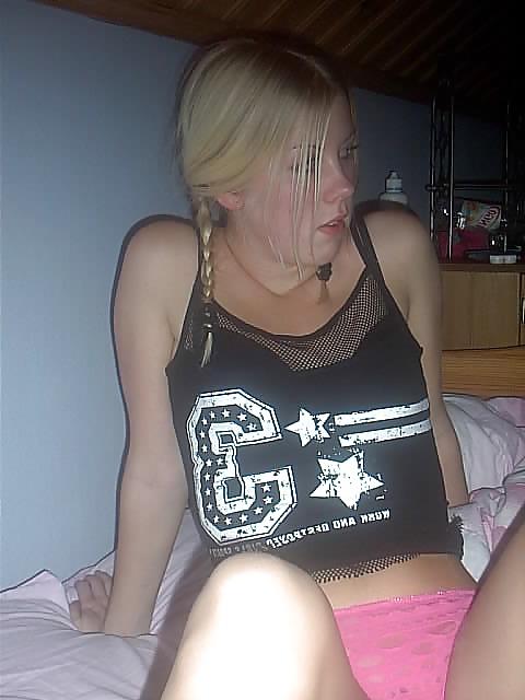 25P Swedish Girl