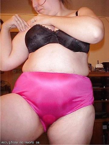 25P Mature BBW-ladies 24