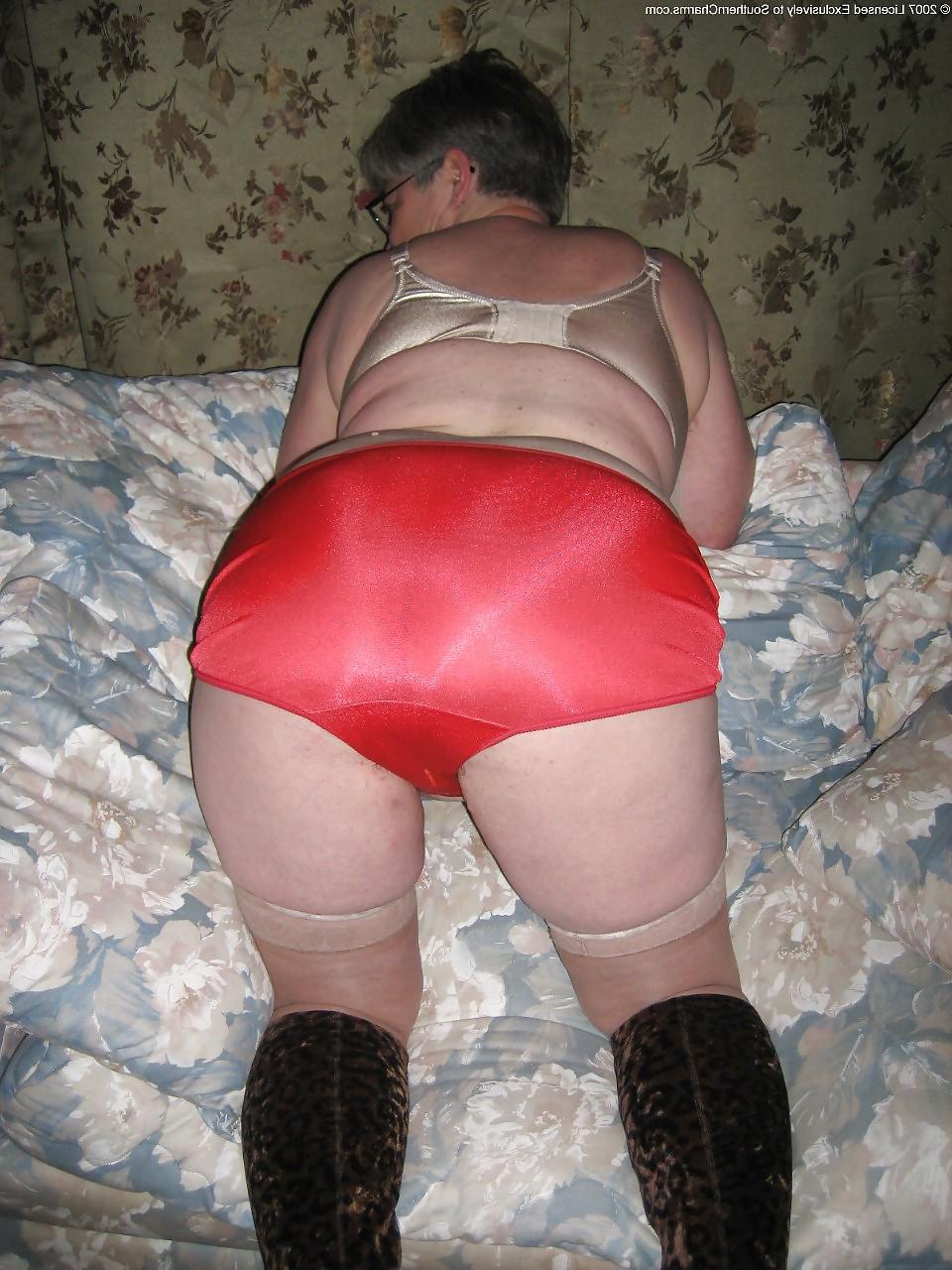 25P Mature BBW-ladies 24