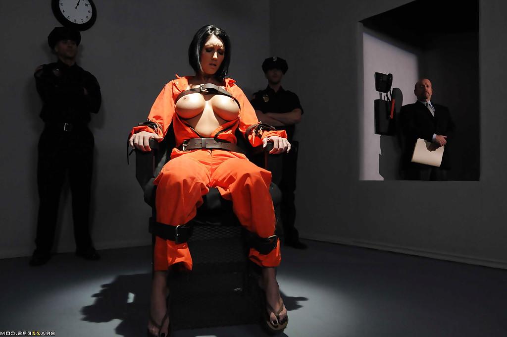 16P Tempting MILF with big boobs Dylan Ryder fucking with police officer