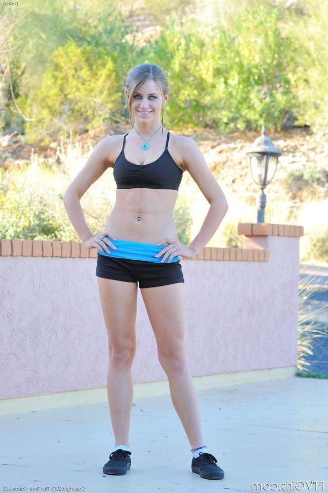 16P Hot teen girl Delilah gets horny jogging and busts out the bananas at home
