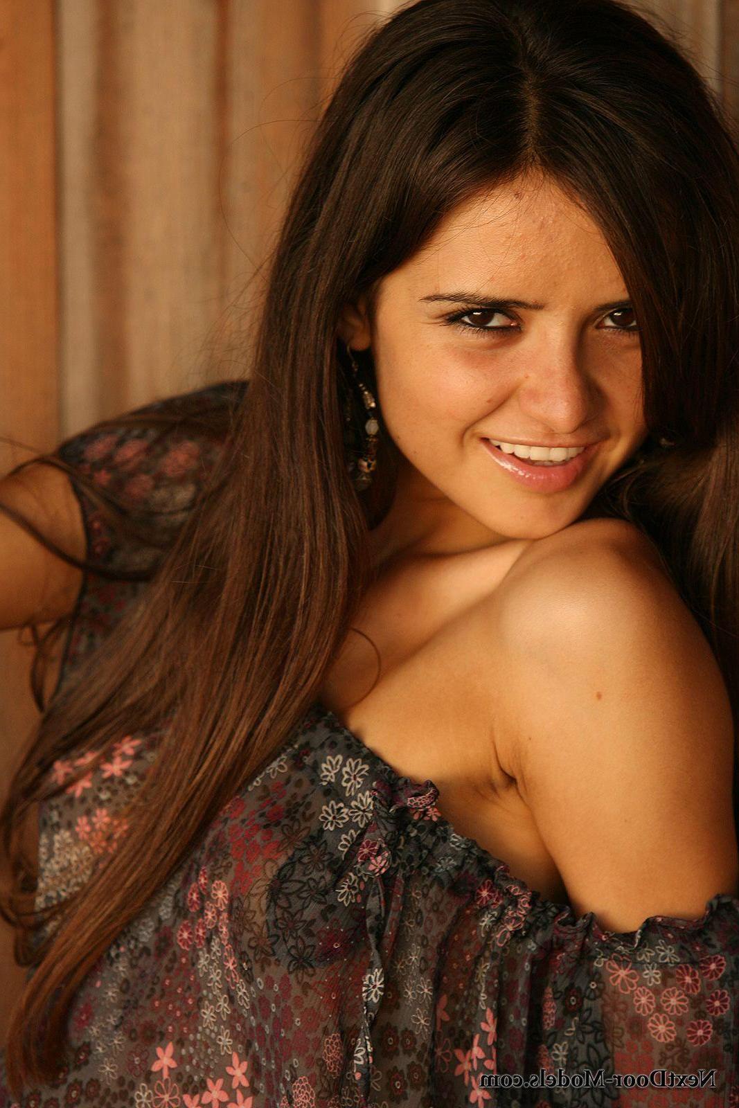 12P Pictures of a hot brunette girl stripping for you