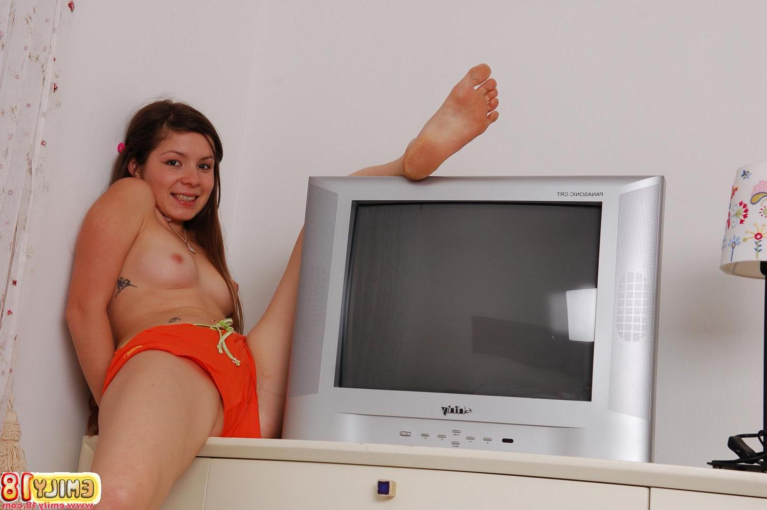 15P Pictures of Emily 18 being a cock-tease