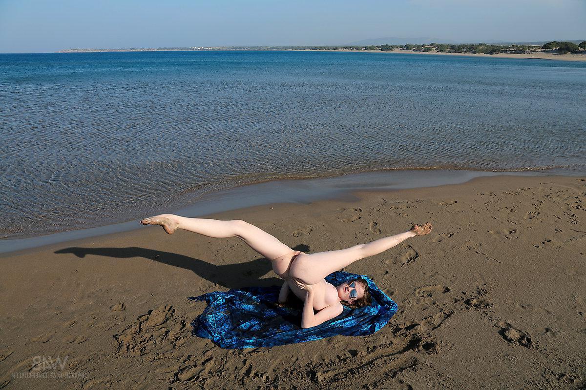 16P Teen hottie Emily Bloom wears only her sunglasses outside