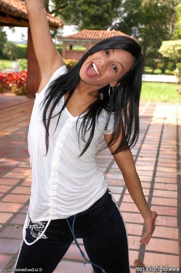15P Pictures of Gigi Spice getting naked on a pool table