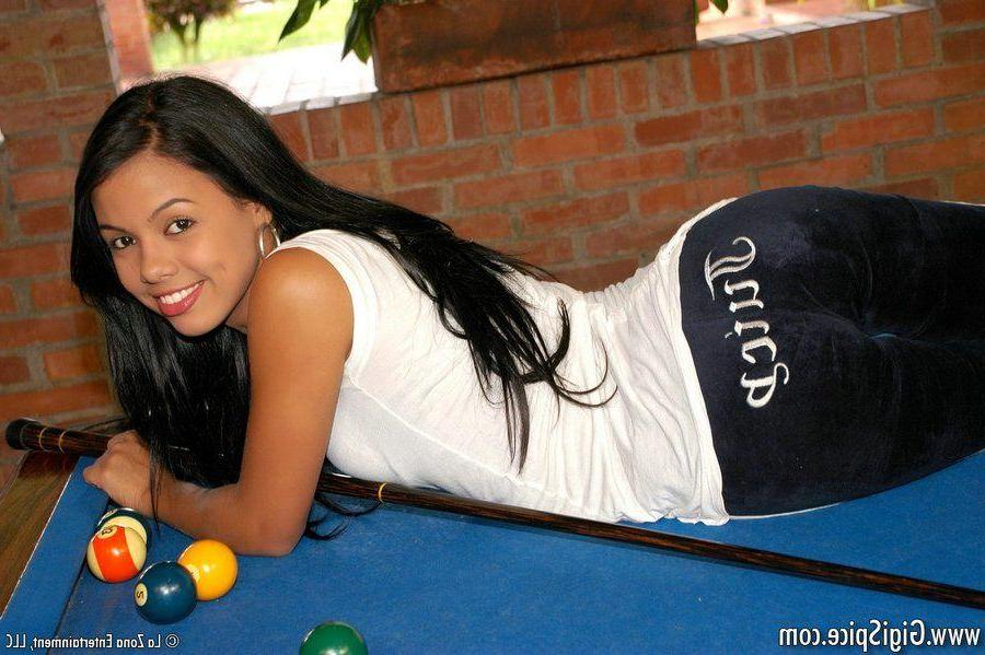 15P Pictures of Gigi Spice getting naked on a pool table