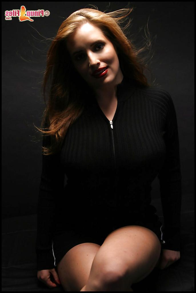 16P Big titted beauty unzips her shirt and shows her huge melons