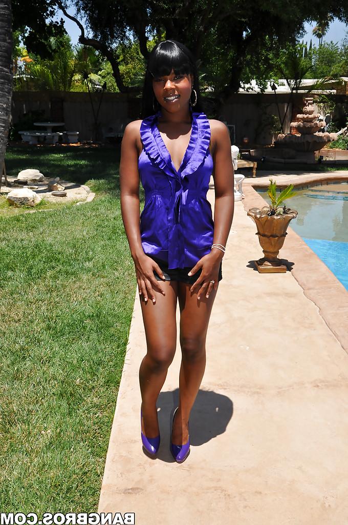 16P Hot ebony chick Coffee Brown stripping and posing naked by the pool