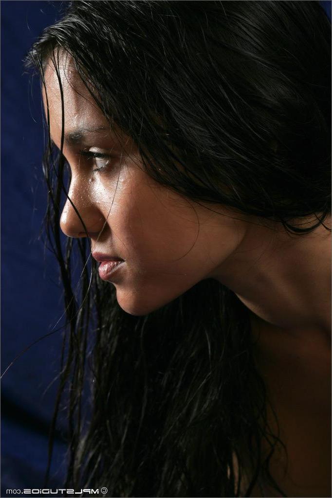 12P MPL Studios Presents Kamilla in "Gladiola"