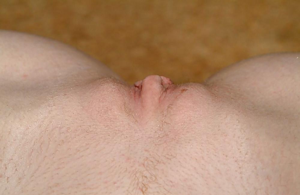 25P AMY - SO YOUNG, SEXY AND HORNY