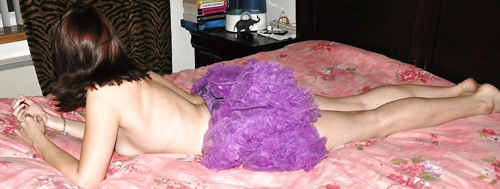 21P Wife Sucks and Creampie