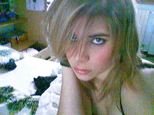 25P Italian hot facebook girl