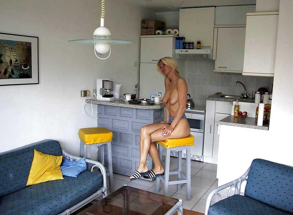 5P slutty milf from germany found pics on memory card 