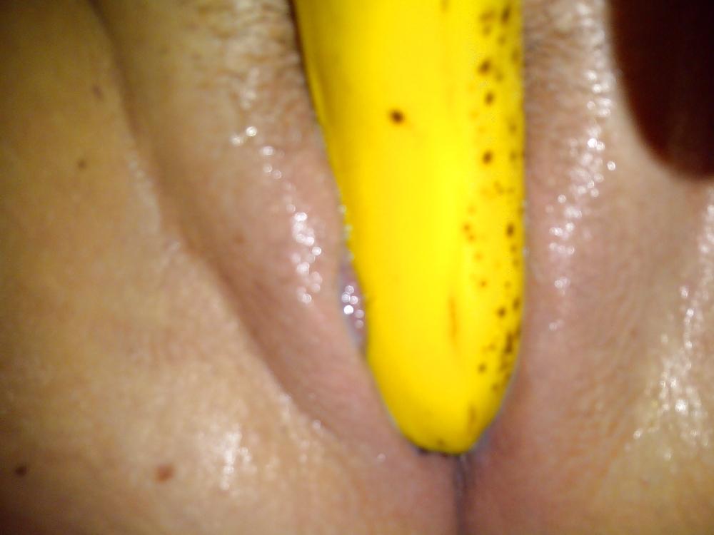 24P Me my hungry wet pussy and a banana