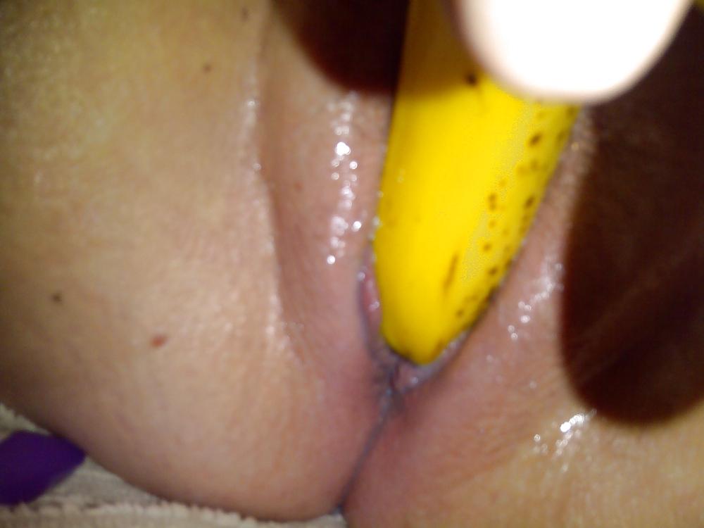 24P Me my hungry wet pussy and a banana
