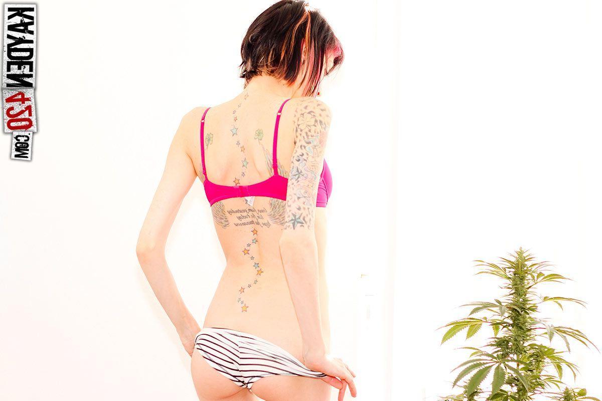 16P Pictures of teen chick Kayden 420 craving you inside of her